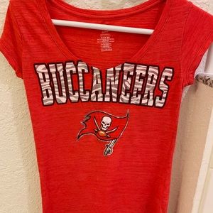 Official NFL Tampa Bay Buccaneers sports tee